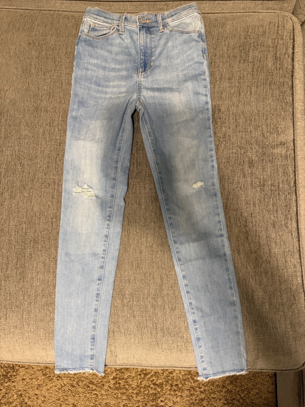 Old Navy Light Blue Girls' Rockstar Jeggjngs with Knee Distress